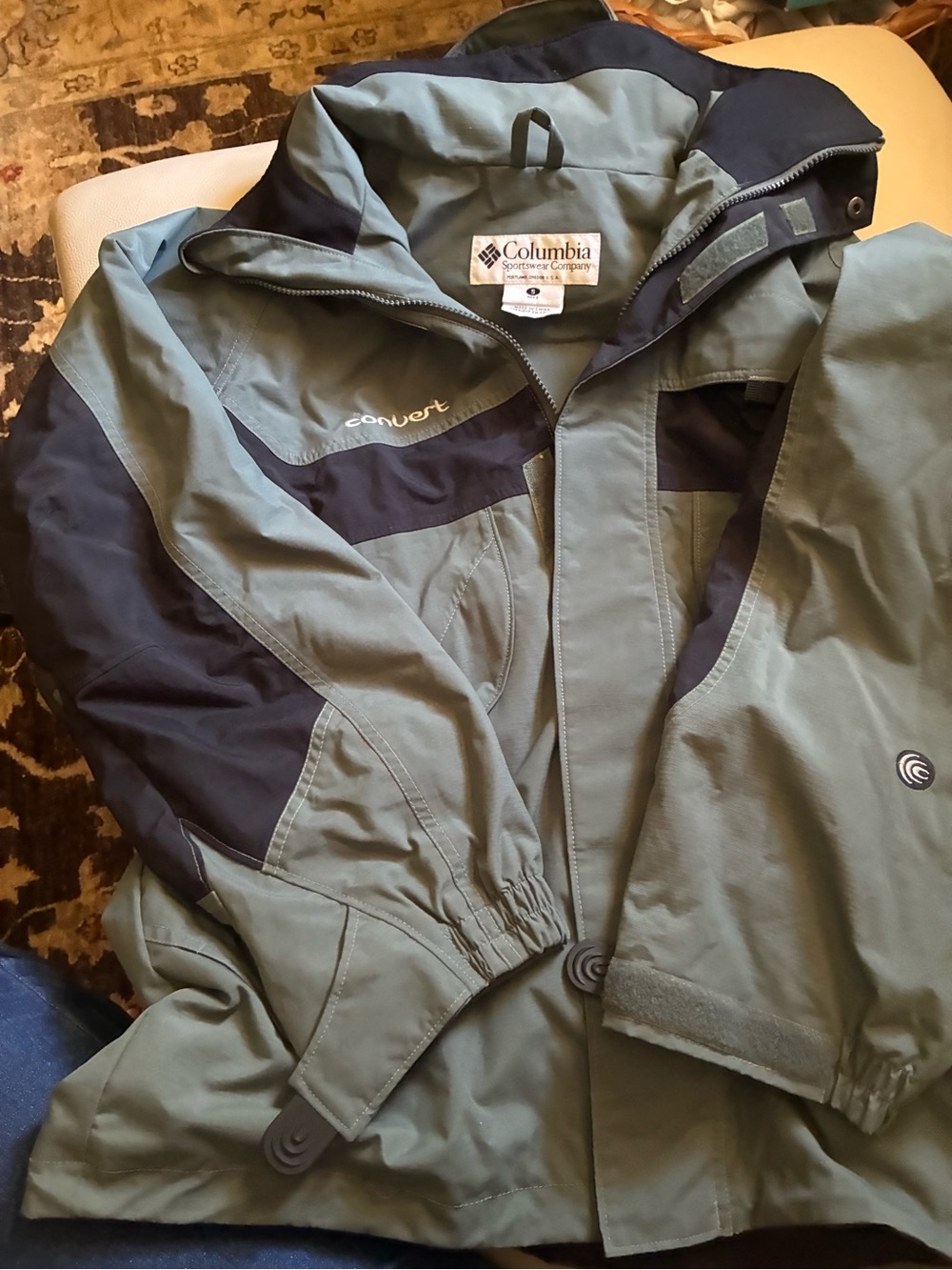 Columbia Olive Green and Black Waterproof Rain Jacket